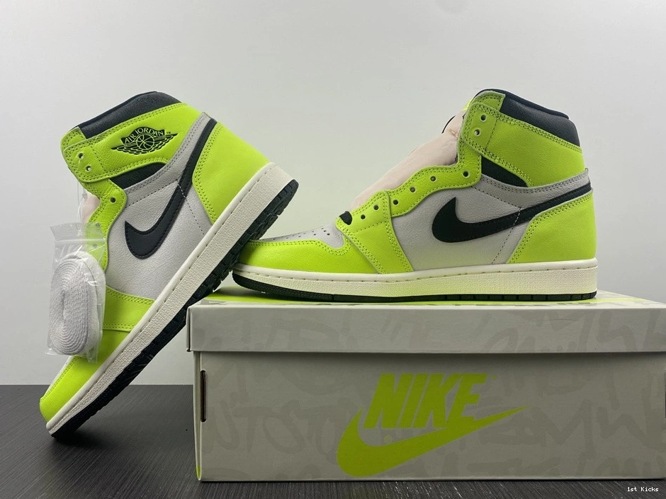 Retro 1 Volt 555088-702 OG Jordan Visionaire High Air 1111